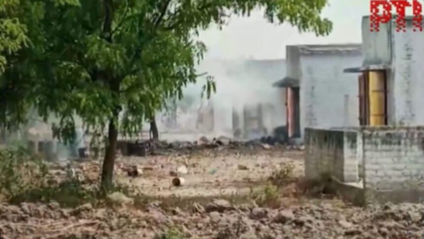 There was an explosion in a firecracker factory in Tamil Nadu, 8 workers including 5 women died - India TV Hindi