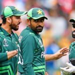 VIDEO: Babar Azam got angry at the fans, said- don't get on your head, tell everyone by telling the security...