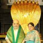 Where is Amit Shah doing puja before the last phase of voting? He arrived with his family