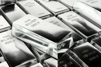 Will silver break gold's record?  Big jump in silver price even today, know the latest rates of both expensive metals - India TV Hindi
