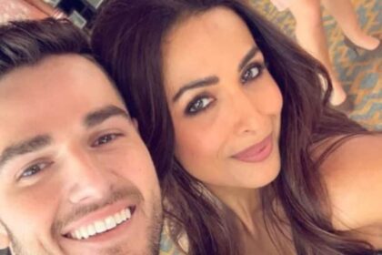 Amidst rumors of breakup with Arjun Kapoor, Malaika Arora's selfie with Disha Patani's boyfriend goes viral