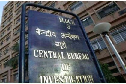 CBI gets big success in NEET case, two people arrested from Patna - India TV Hindi