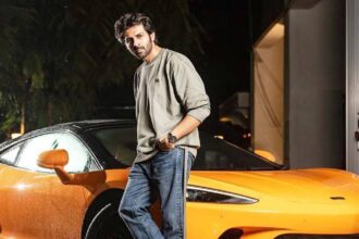 Kartik Aaryan's first car, who drives expensive cars, was like this, the door was broken... - India TV Hindi