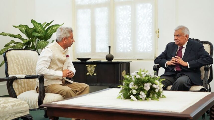 Sri Lanka praised India wholeheartedly for helping it overcome economic crisis - India TV Hindi