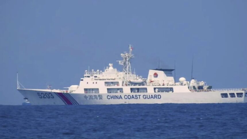 Tension increased in South China Sea, clash again between China and Philippines - India TV Hindi
