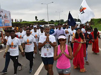 Giving the message of Fit India, this Bollywood actor reached the Statue of Unity from Mumbai by running, covered a distance of 450 km in 8 days