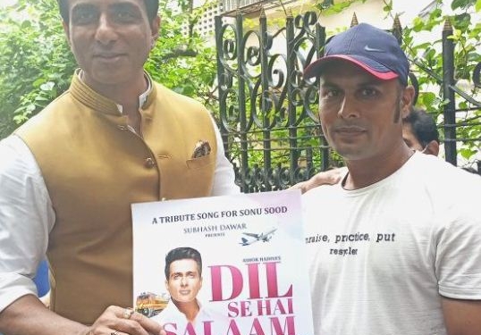 Arun Kumar Nikam of Surat launches Dil Se Hai Salaam in honor of Sonu Sood