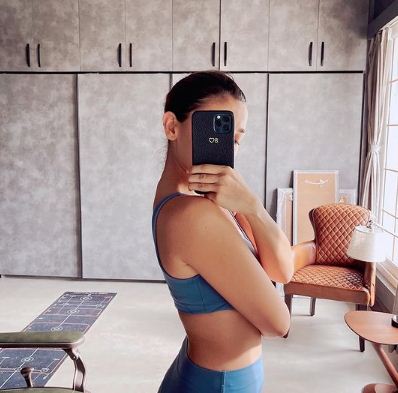 Alia took the fitness challenge, flaunted her great figure