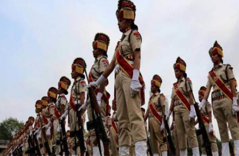 Gujrat Police Job 2021: गुजरात पुलिस में एसआई के  पदों पर निकली बंपर भर्ती, ग्रेजुएट युवा जल्द करें अप्लाई