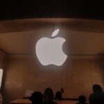 Apple closed stores to take precaution in Kovid