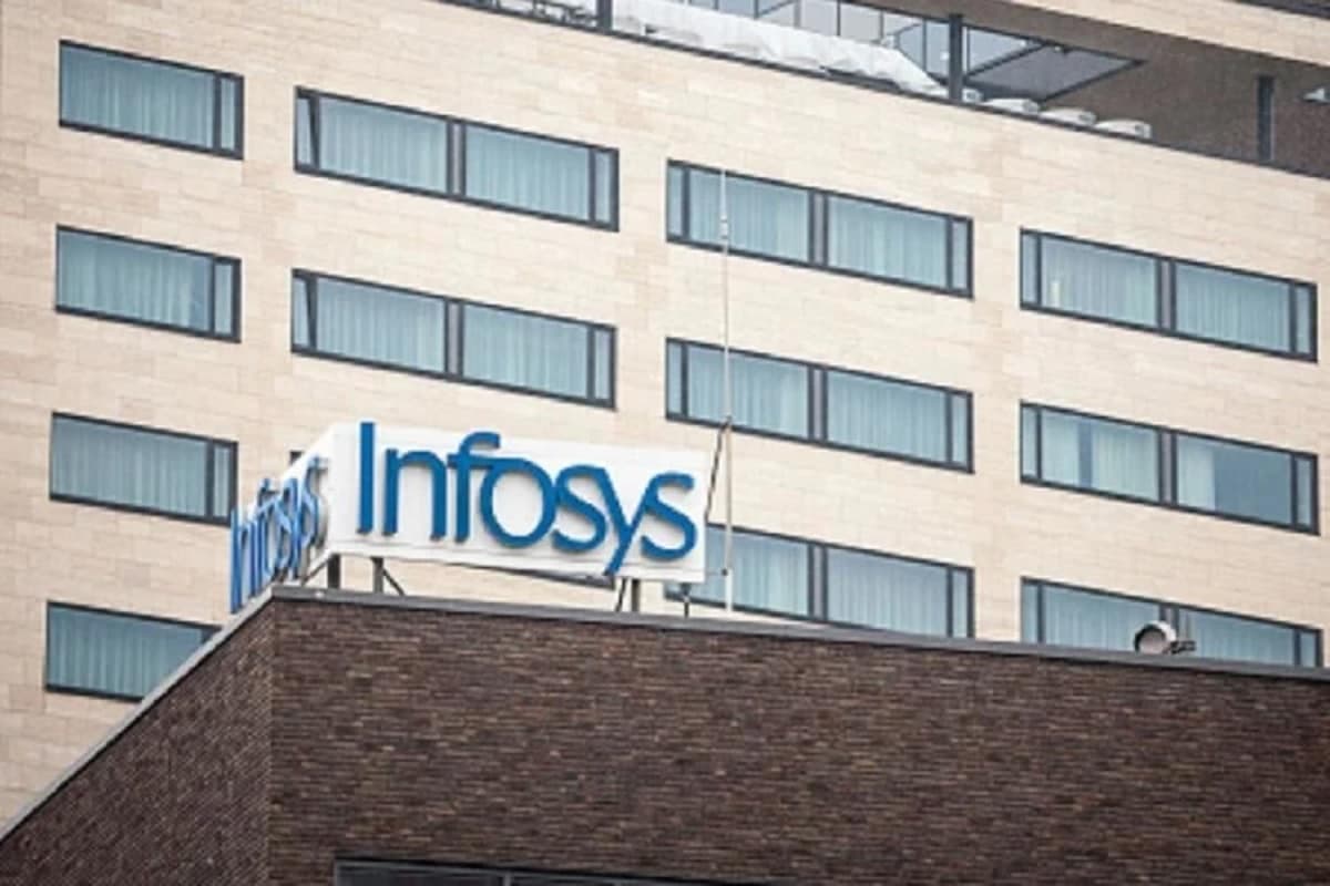 Infosys announced to give jobs to 45 thousand freshers