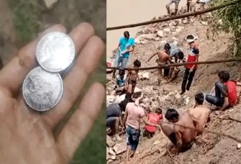Madhya Pradesh: Silver coins came out of the Indus river, people jumped to find coins even in the midst of the strong current of water