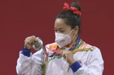 Mirabai Chanu reached home with silver medal