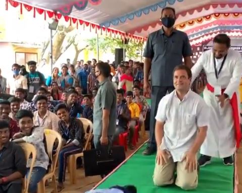 Rahul Gandhi is seen in a new style, now do 13 push-ups in 9 seconds!
