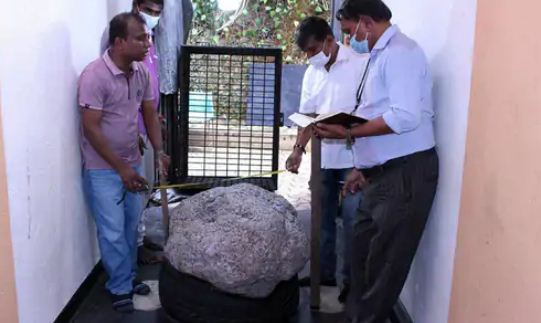Rare stone found during excavation of house, you will be surprised to know the price