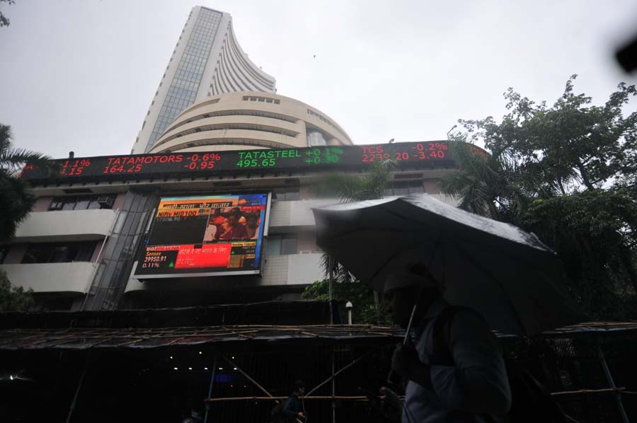 Sensex closed up 100 points amid volatility