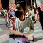 Viral Video: The girl slapped the young man one after the other on the middle road, the traffic police also remained a spectator