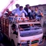 When the barrier at the toll block did the washing of the people sitting above, the video went viral on social media