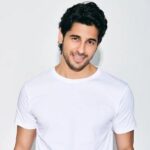 Sidharth Malhotra wants to join 'One Mic Stand'