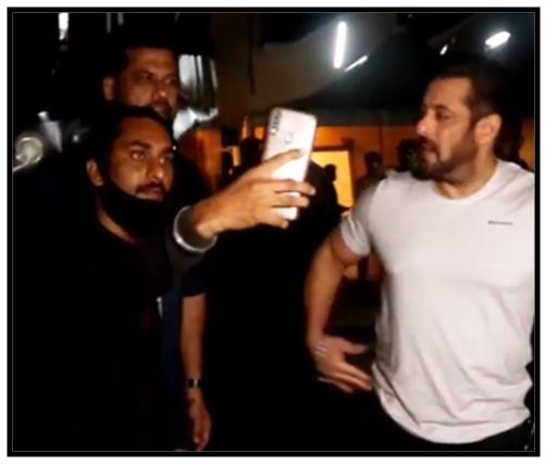 Salman pulled up the troubled young man for taking selfie, said - stop dancing brother