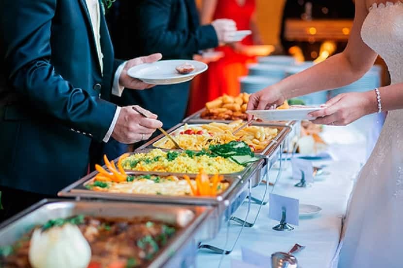 The bride asked money for food from relatives who came to the wedding, know what the guests reacted