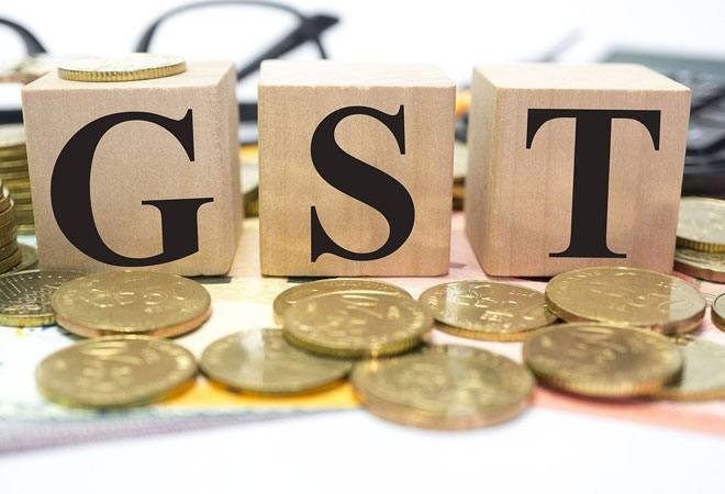 GST Council meeting on 31st December;  Will 5% GST remain on clothes?
