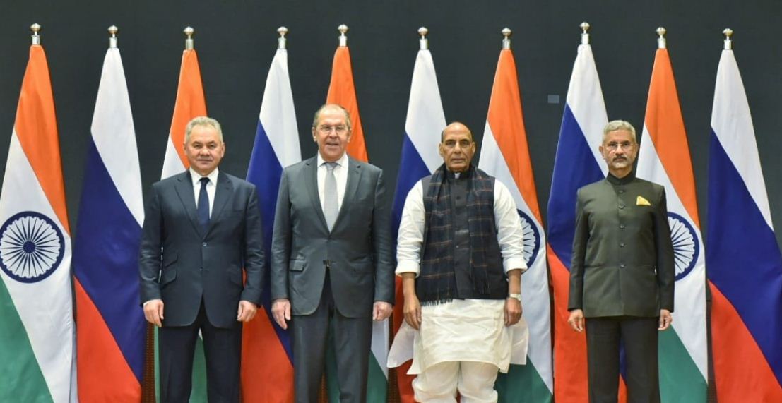 India has signed 4 agreements with Russia, will buy more than 6 lakh AK-203 rifles