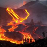 Three thousand houses buried under lava in Spain, Shami fire after three months