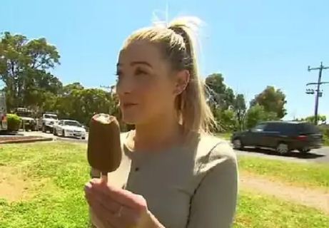 Woman got heavy eating ice cream in the car, police imposed a penalty of 37 thousand by mistaking it for mobile