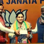 Uttar Pradesh: Before the elections, the Samajwadi Party got a big setback, the younger daughter-in-law of Mulayam Singh joined the BJP.