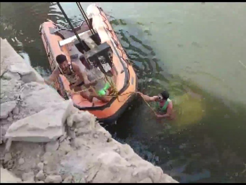 Kota Barat Accident: कोटा में चंबल नदी में गिरी कार, दुल्हे समेत 9 की मौत, उज्जैन आ रही थी बारात