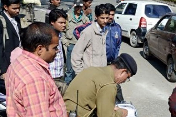 196 challaned for drunk driving on Holi in Delhi. - Delhi News in Hindi