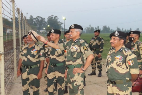 BSF jawans capable of dealing with nefarious designs of anti-national elements - DG - Jammu News in Hindi