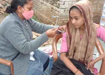 Corona in Gwalior: कोरोना कमजोर हुआ तो टीकाकरण की भी रफ्तार धीमी