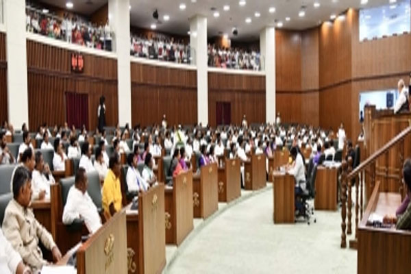 Four TDP MLAs suspended from AP Assembly - Hyderabad News in Hindi
