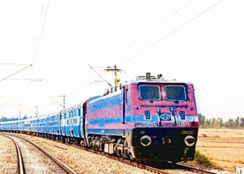 Gwalior Railway News: ब्रज की हाेली का खुमार, इसलिए मथुरा जाने वाली ट्रेनें फुल
