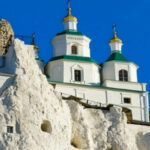 Historic Ukrainian monastery destroyed in Russian airstrike - Delhi News in Hindi