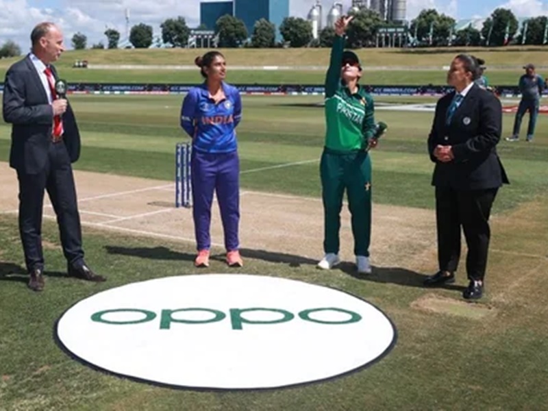 ICC Women World Cup 2022: महिला विश्व कप में भारत का पाकिस्तान से मुकाबला, जानिए ताजा स्कोर