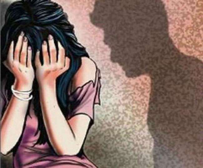 Indore Crime News: बगीचे में टहल रही हवलदार की बेटी का अपहरण, दुष्कर्म कर घर छोड़ गया आरोपित