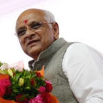 Our schemes donot differentiate on religious lines: Gujarat CM - gandhinagar News in Hindi