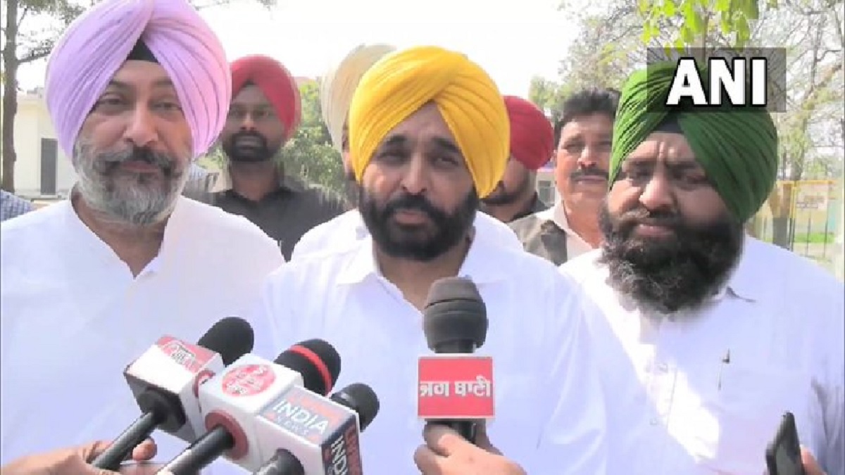 Punjab Politics |  Punjab: Bhagwant Mann will stake claim to form the government on Saturday.  Navabharat