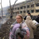 Russia fired on Mariupol every 30 minutes: Mayor Vadim Boychenko - World News in Hindi