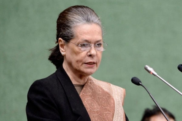 Sonia asks state party chiefs to resign after poll debacle - India News in Hindi