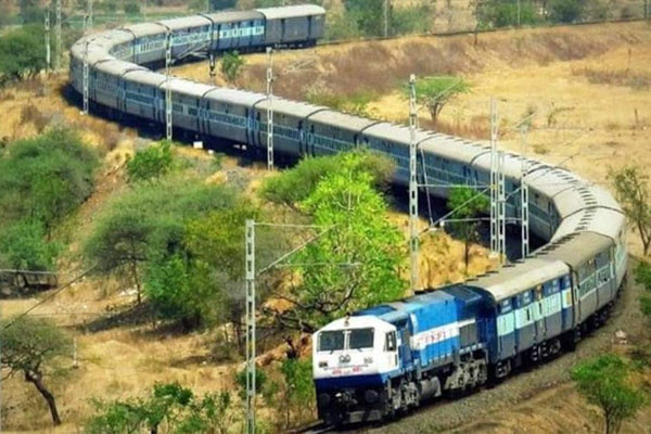 To increase the speed of the train, RailTel is involved in making the old mechanical signaling system state-of-the-art. - Delhi News in Hindi
