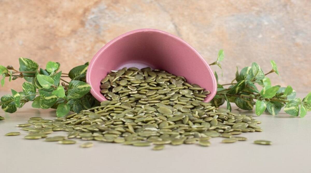 Weight Loss: If you are not losing weight, then eat pumpkin seeds in breakfast, fat will decrease rapidly.