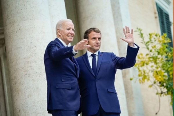 Biden, Macron commit to hold Russia accountable for Ukraine war - World News in Hindi