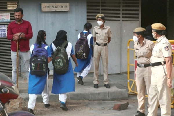 Bomb threats to schools in Bangalore, wires linked to Syria, Pakistan - Bengaluru News in Hindi