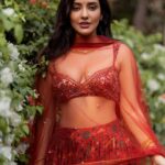 Neha Sharma shared pic in red lehanga looks beautiful in treditional outfit