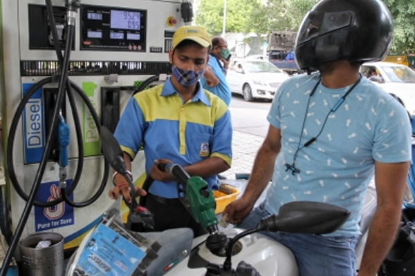 Petrol, diesel prices raised again - India News in Hindi