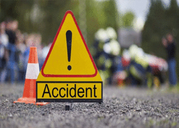 5 killed in road accident in West Bengal East Burdwan district - Kolkata News in Hindi